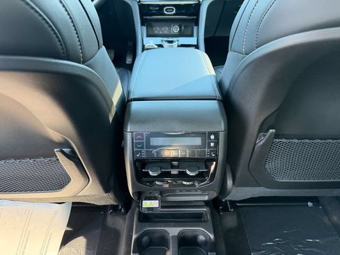 New 2026 Jeep Grand Cherokee L Limited w/ Limited Altitude Package AWD/4WD image 26