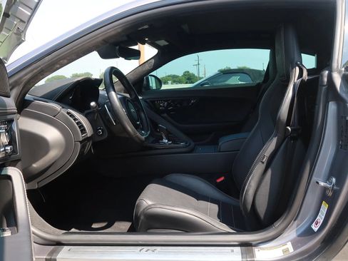 Used 2020 Jaguar F-TYPE R AWD/4WD image 15