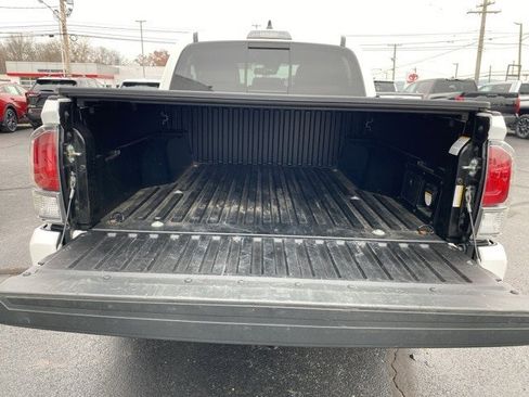 Used 2023 Toyota Tacoma TRD Sport image 50