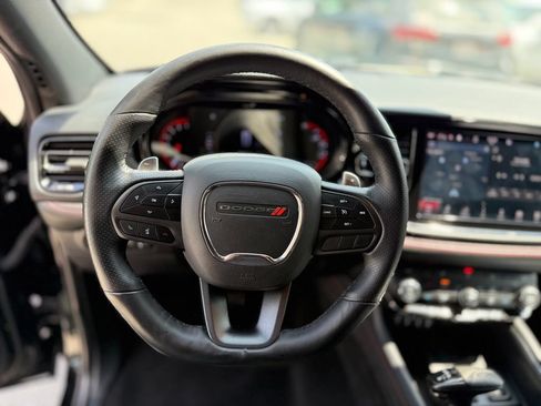Used 2023 Dodge Durango R/T w/ Blacktop Package AWD/4WD image 6
