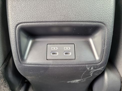 Used 2025 Toyota Corolla LE image 14