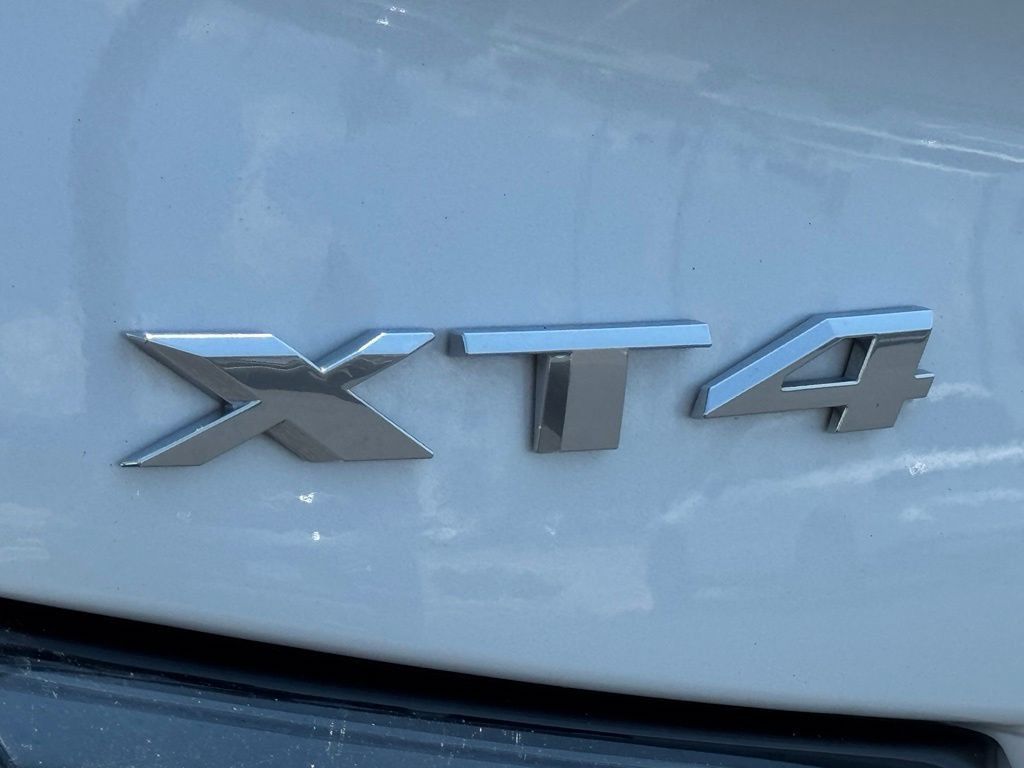 Certified 2024 Cadillac XT4 Sport FWD image 10