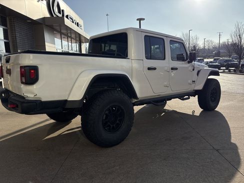 Used 2020 Jeep Gladiator Rubicon image 10
