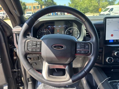 Used 2023 Ford Expedition Limited RWD image 17
