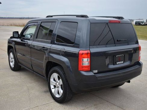 Used 2014 Jeep Patriot Sport w/ Tire & Wheel Group image 5