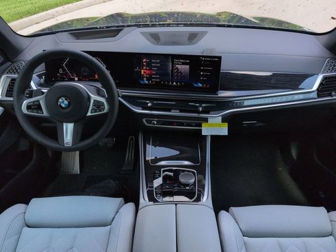 New 2026 BMW X5 xDrive40i w/ M Sport Package AWD/4WD image 15