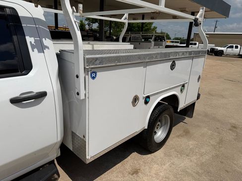 Used 2021 Chevrolet Silverado 3500 W/T w/ WT Convenience Package image 11