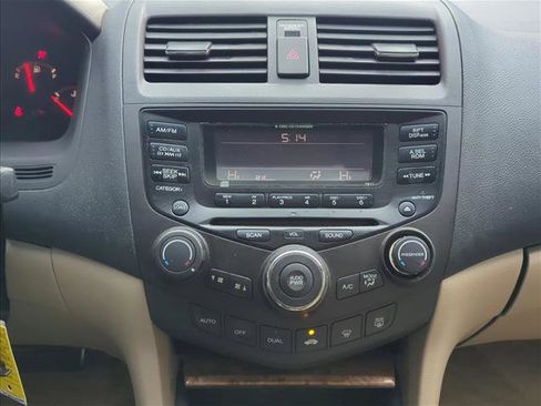 Used 2005 Honda Accord EX-L image 14
