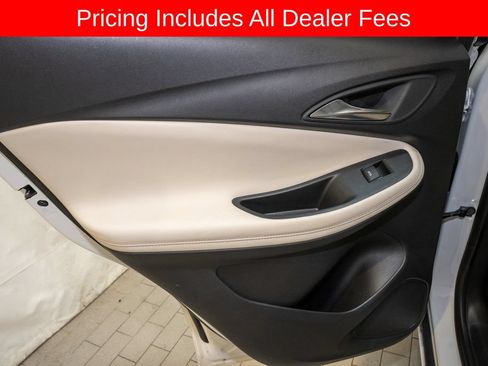 Used 2025 Buick Encore GX Avenir w/ Avenir Convenience Package FWD image 11