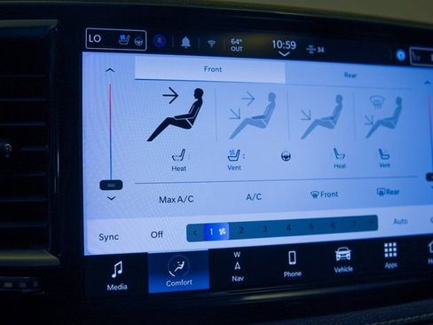 Used 2023 Chrysler Pacifica Limited FWD image 24