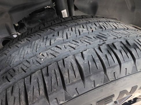 Certified 2025 Jeep Wrangler Unlimited Sahara w/ Safety Group image 24