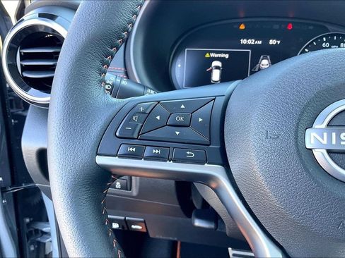 Used 2023 Nissan Kicks SR w/ SR Premium Package FWD image 17
