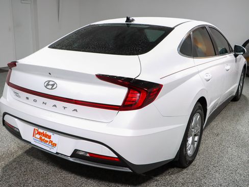 Used 2023 Hyundai Sonata SE FWD image 7