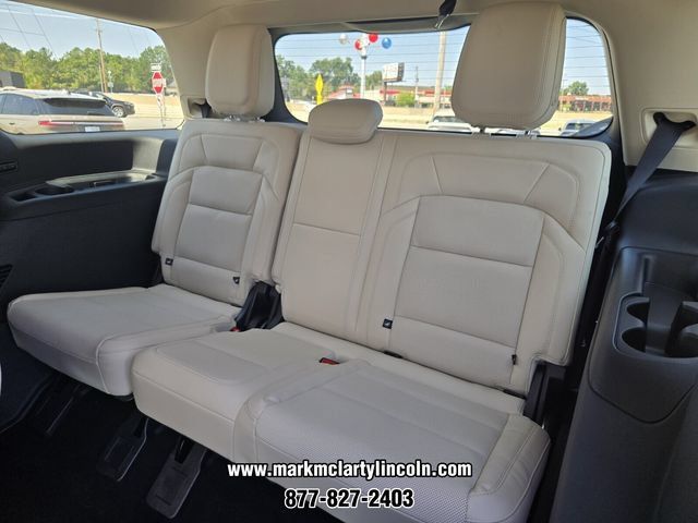 New 2027 Lincoln Navigator Premiere AWD/4WD image 10