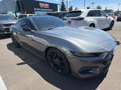 Used 2024 Ford Mustang Coupe RWD image 2