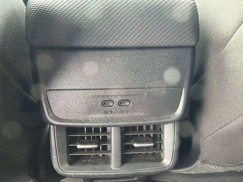 Used 2026 Chevrolet Equinox LT FWD image 15