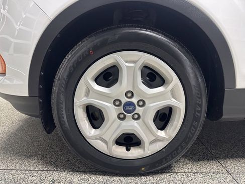 Used 2017 Ford Escape S image 4