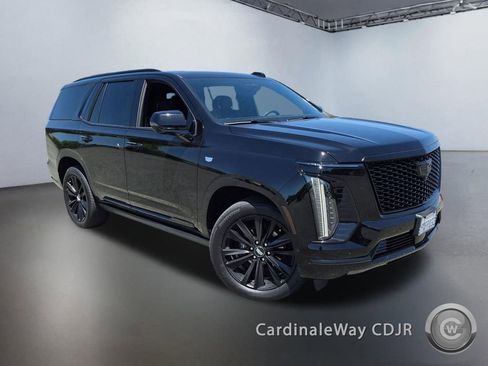 Used 2025 Cadillac Escalade Sport w/ Touring Package AWD/4WD image 1