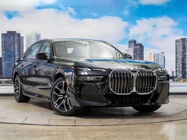 Used 2026 BMW 740i xDrive AWD/4WD image 1