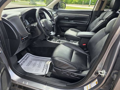 Used 2020 Mitsubishi Outlander SEL AWD/4WD image 15