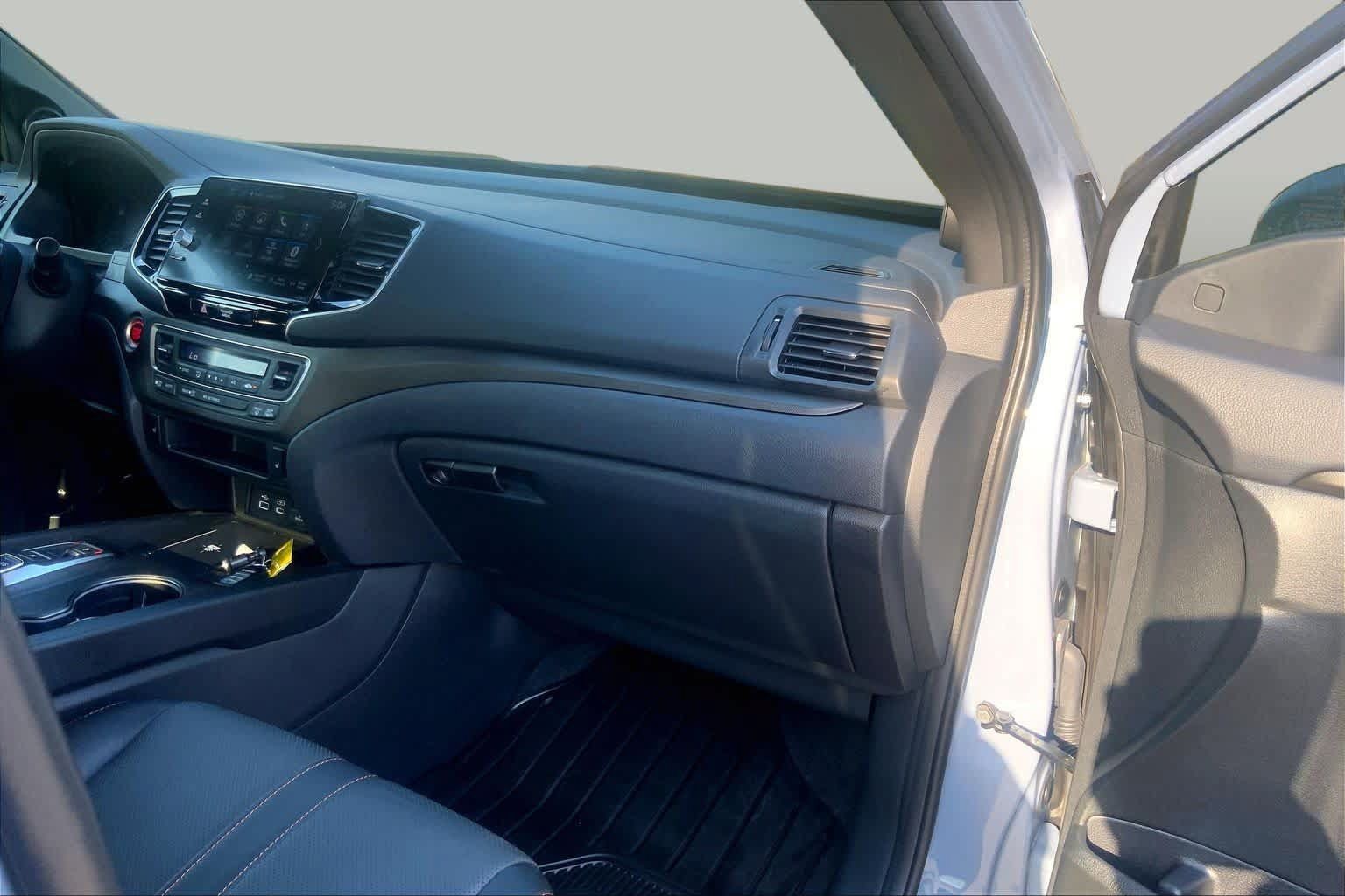 Used 2024 Honda Ridgeline TrailSport image 18