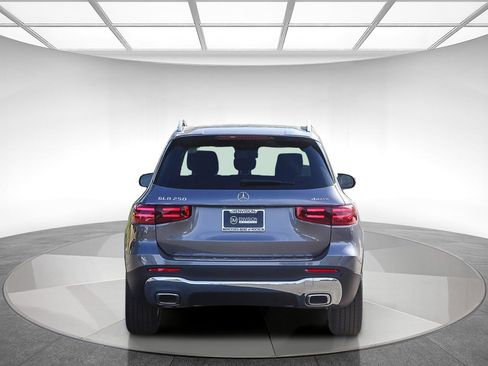 New 2026 Mercedes-Benz GLB 250 4MATIC image 3