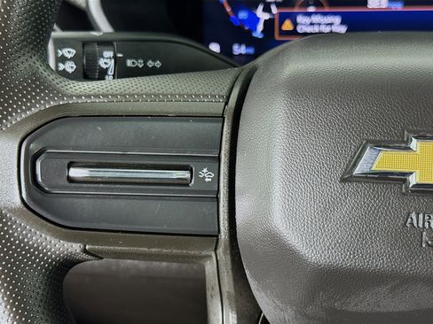 Used 2024 Chevrolet Colorado W/T image 13