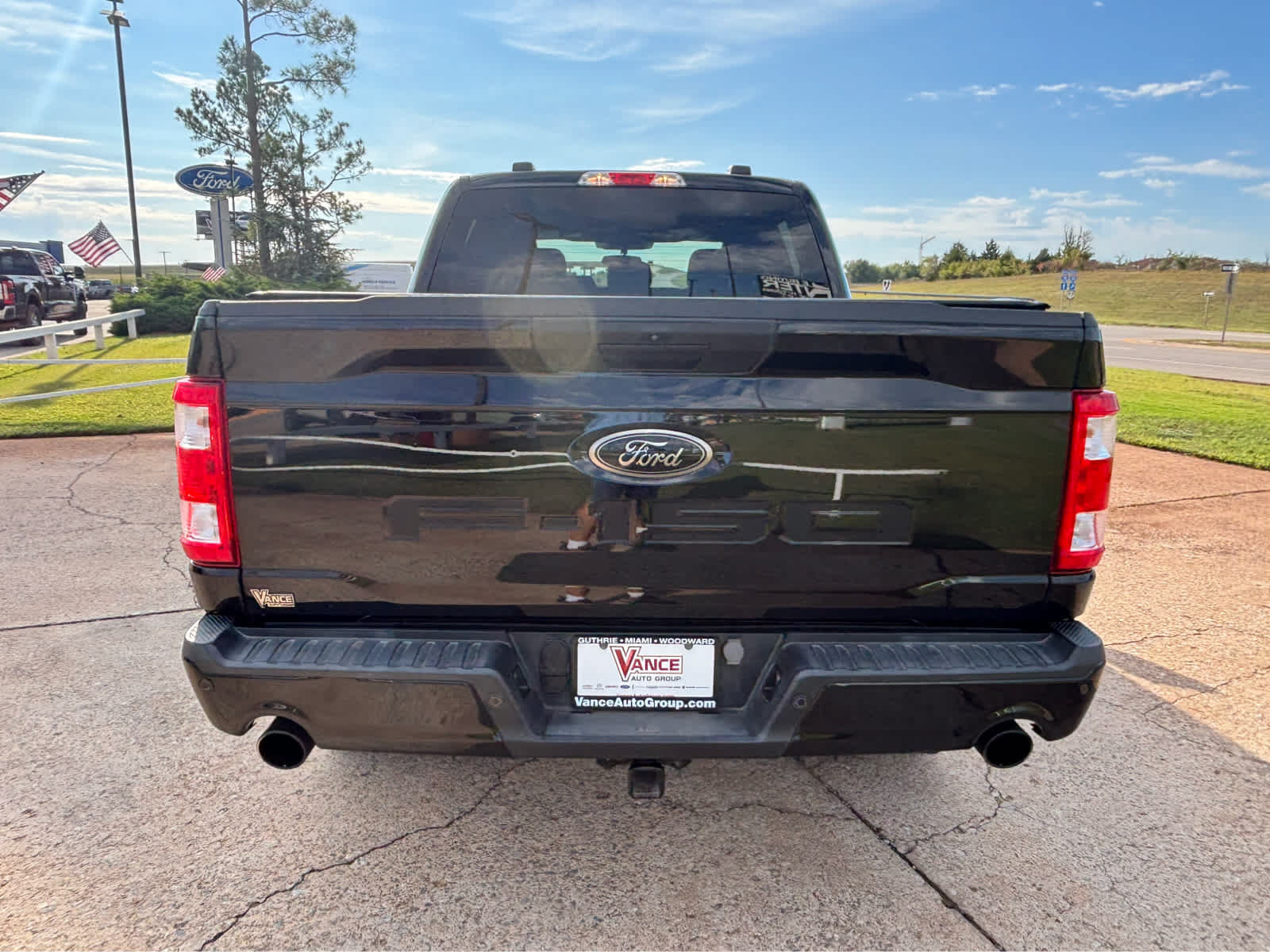 Used 2023 Ford F150 XL w/ STX Black Appearance Package AWD/4WD image 6