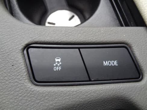 Used 2020 Cadillac XT6 Premium Luxury FWD image 47