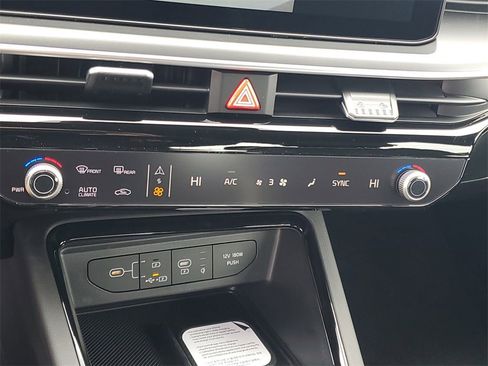 New 2026 Kia K5 GT-Line image 18