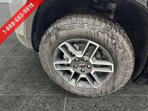 Used 2026 GMC Terrain AT4 AWD/4WD image 27