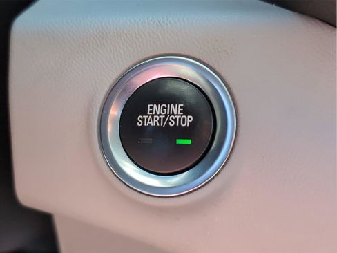 Used 2022 GMC Terrain SLE w/ Driver Convenience Package FWD image 24