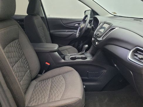 Used 2018 Chevrolet Equinox LT FWD image 21