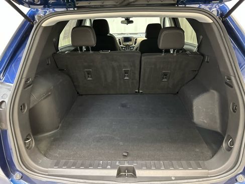 Used 2022 Chevrolet Equinox LS w/ LS Convenience Package image 24
