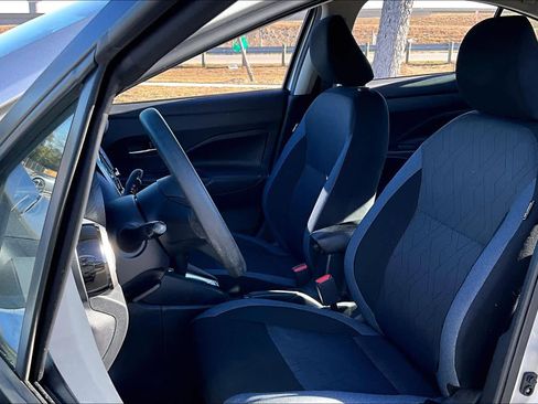 Used 2024 Nissan Versa SV w/ Trunk Package image 8