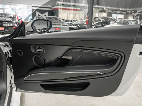 Used 2019 Aston Martin DBS Superleggera RWD image 36