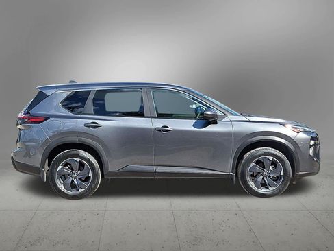 Used 2024 Nissan Rogue SV FWD image 7