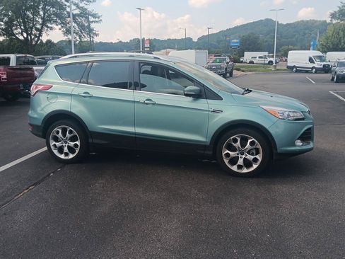 Used 2013 Ford Escape Titanium w/ Parking Technology Pkg FWD image 2