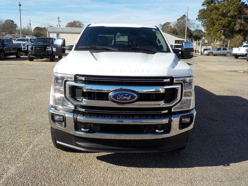 Used 2022 Ford F250 XLT w/ XLT Premium Package image 9