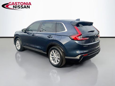 Used 2023 Honda CR-V EX-L image 6