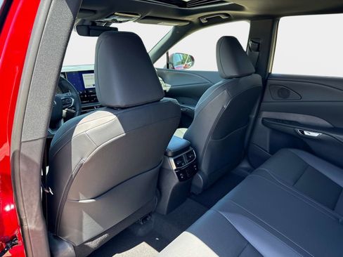 New 2026 Lexus RX 350h AWD/4WD image 12