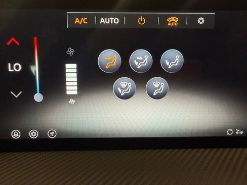 Used 2026 Nissan Kicks SR FWD image 18