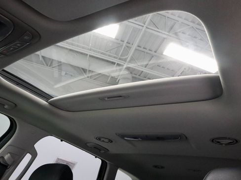 Used 2022 Kia Telluride EX w/ EX Premium Package image 26