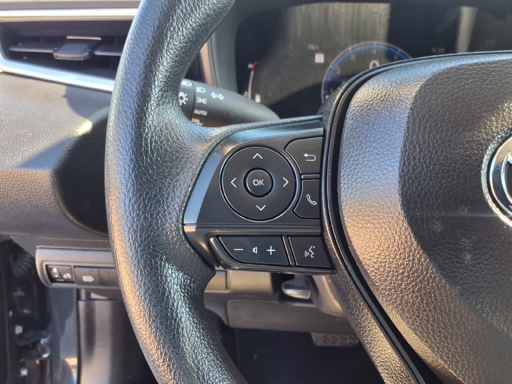 Used 2026 Toyota Corolla LE FWD image 17
