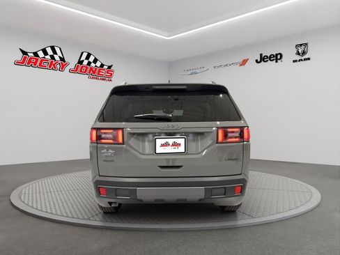 New 2026 Jeep Cherokee Laredo AWD/4WD image 7