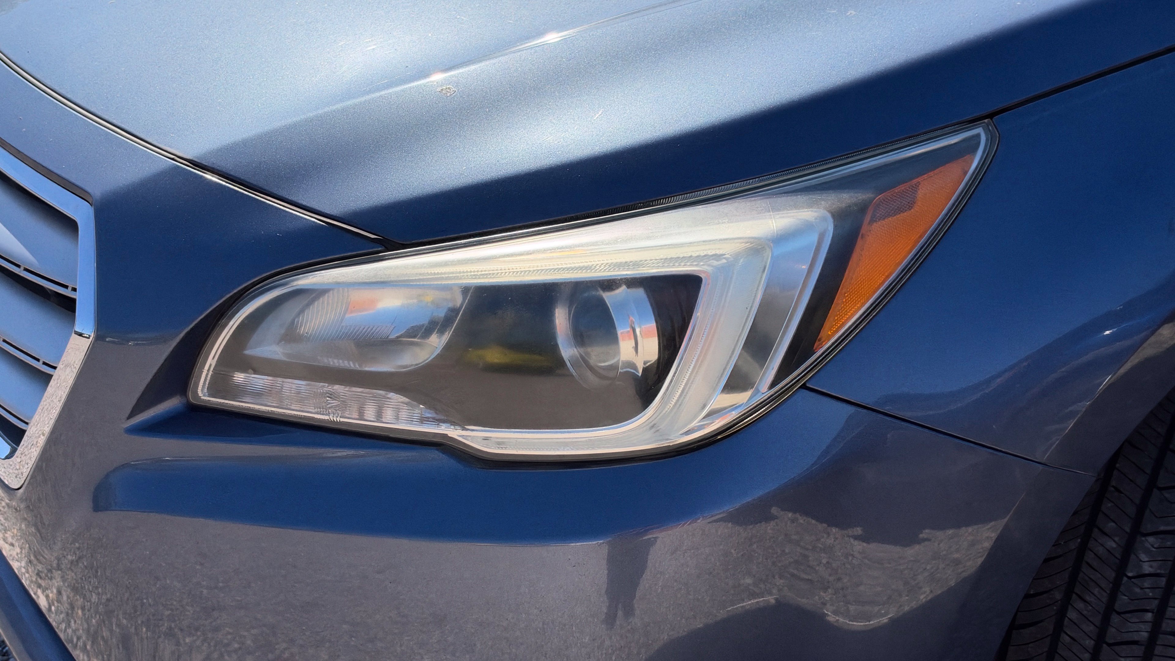 Used 2015 Subaru Legacy 2.5i Limited AWD/4WD image 2