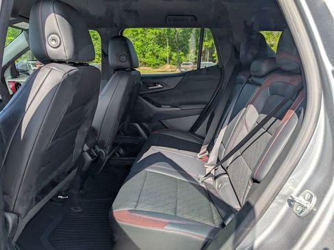 New 2026 Chevrolet Equinox RS w/ LPO, Floor Liner Package FWD image 23