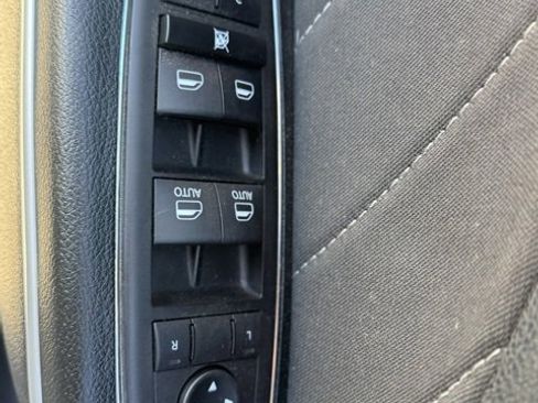 Certified 2023 Dodge Charger SXT image 8