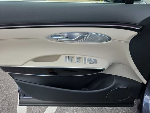 New 2026 Genesis GV70 2.5T image 15