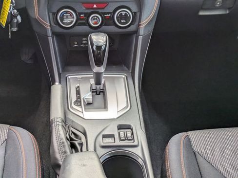 Used 2022 Subaru Crosstrek 2.0i Premium image 27